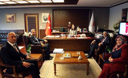 Başkanımız Hasan Sopacı Aile ve Sosyal Politikalar Bakanımız Sayın Ayşenur İslam ı ziyaret etti.