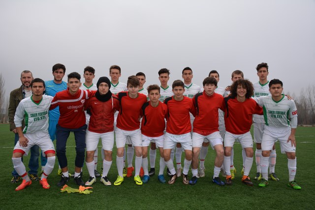 GENÇ ERKEKLER FUTBOL GRUP BİRİNCİLİĞİ MÜSABAKALARI İLÇEMİZDE YAPILDI.