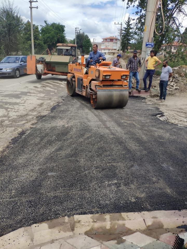 ASFALT YAMA ÇALIŞMALARIMIZ ARALIKSIZ SÜRÜYOR